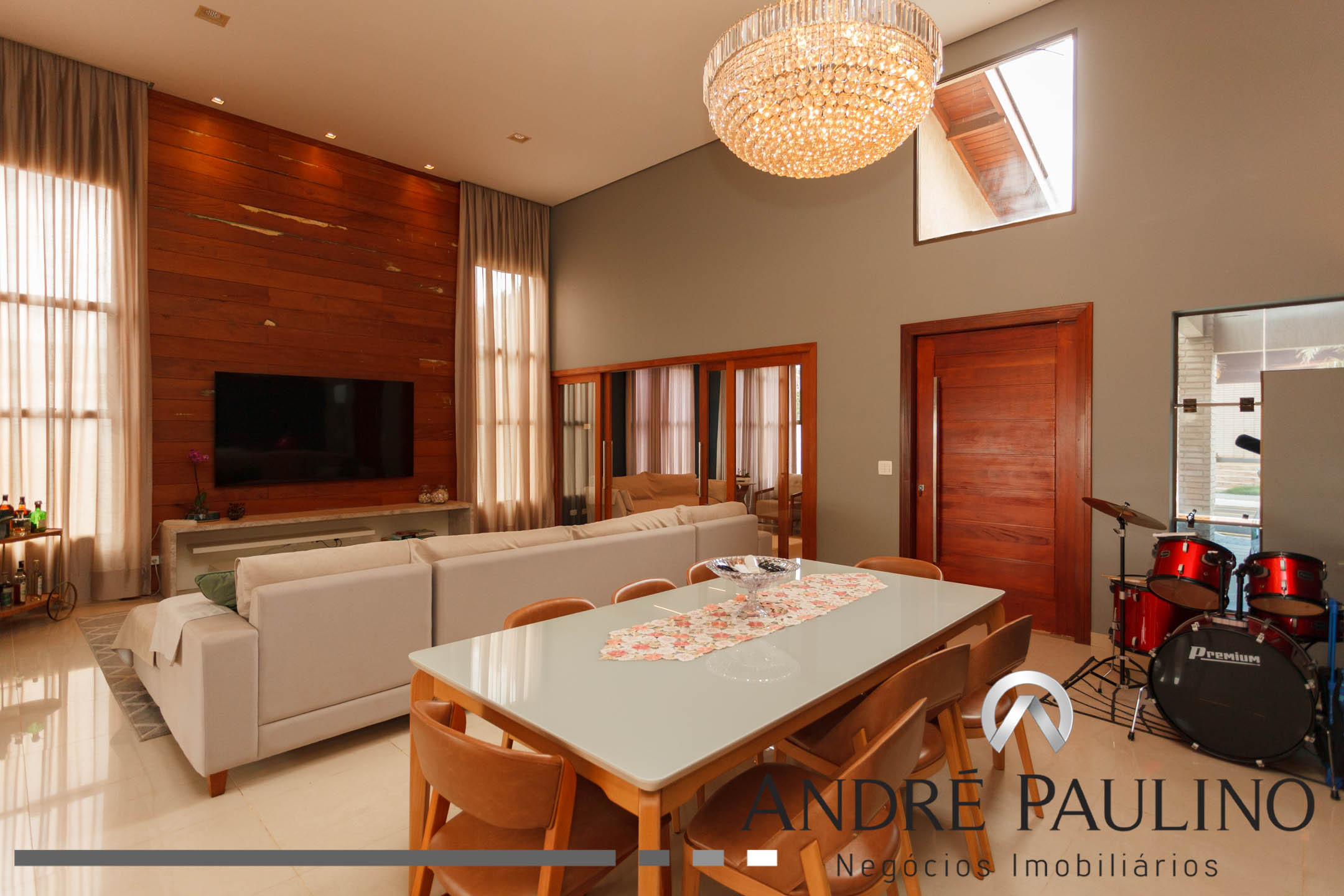 CONDOMÍNIO VILLAGE PREMIUM