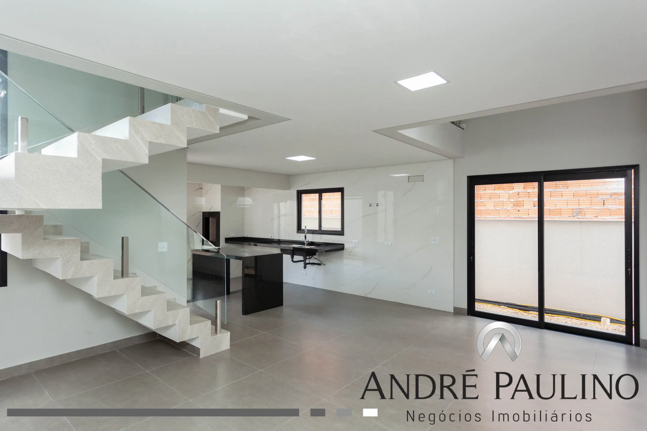 CONDOMÍNIO PARQUE TAUÁ