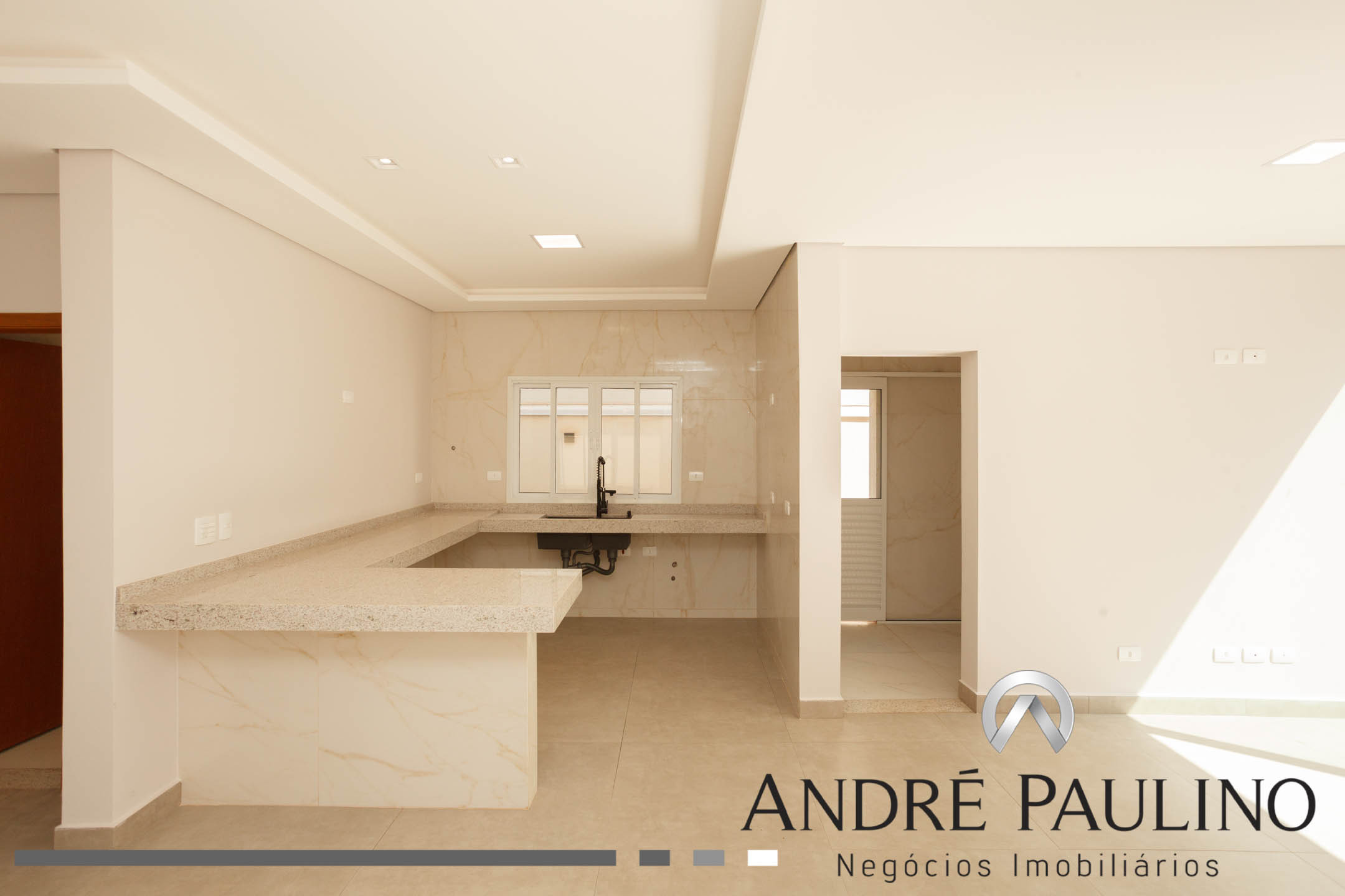 CONDOMÍNIO PARQUE TAUÁ