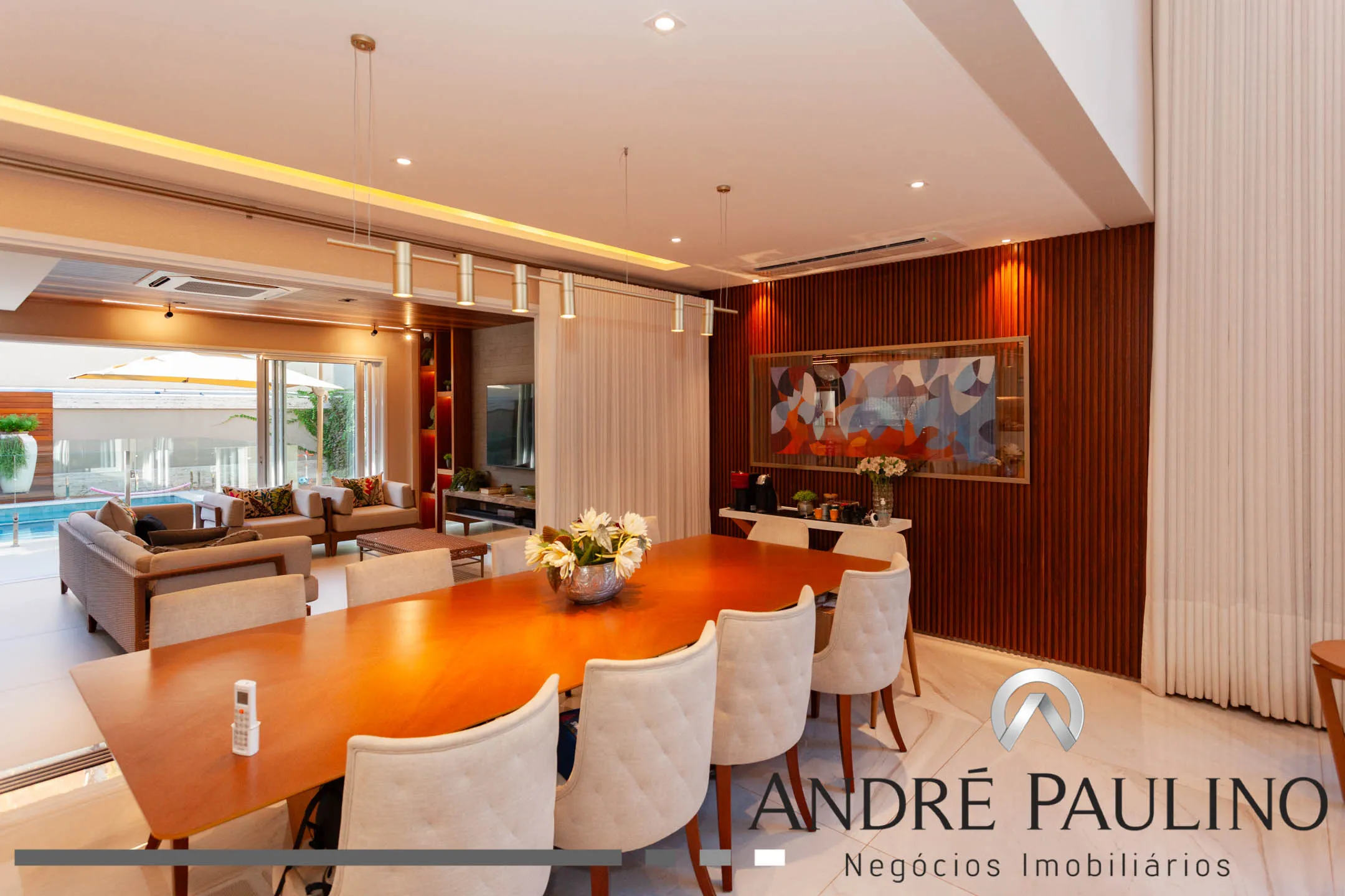 CONDOMÍNIO ALPHAVILLE 1 (Imbuias e Jacarandás)