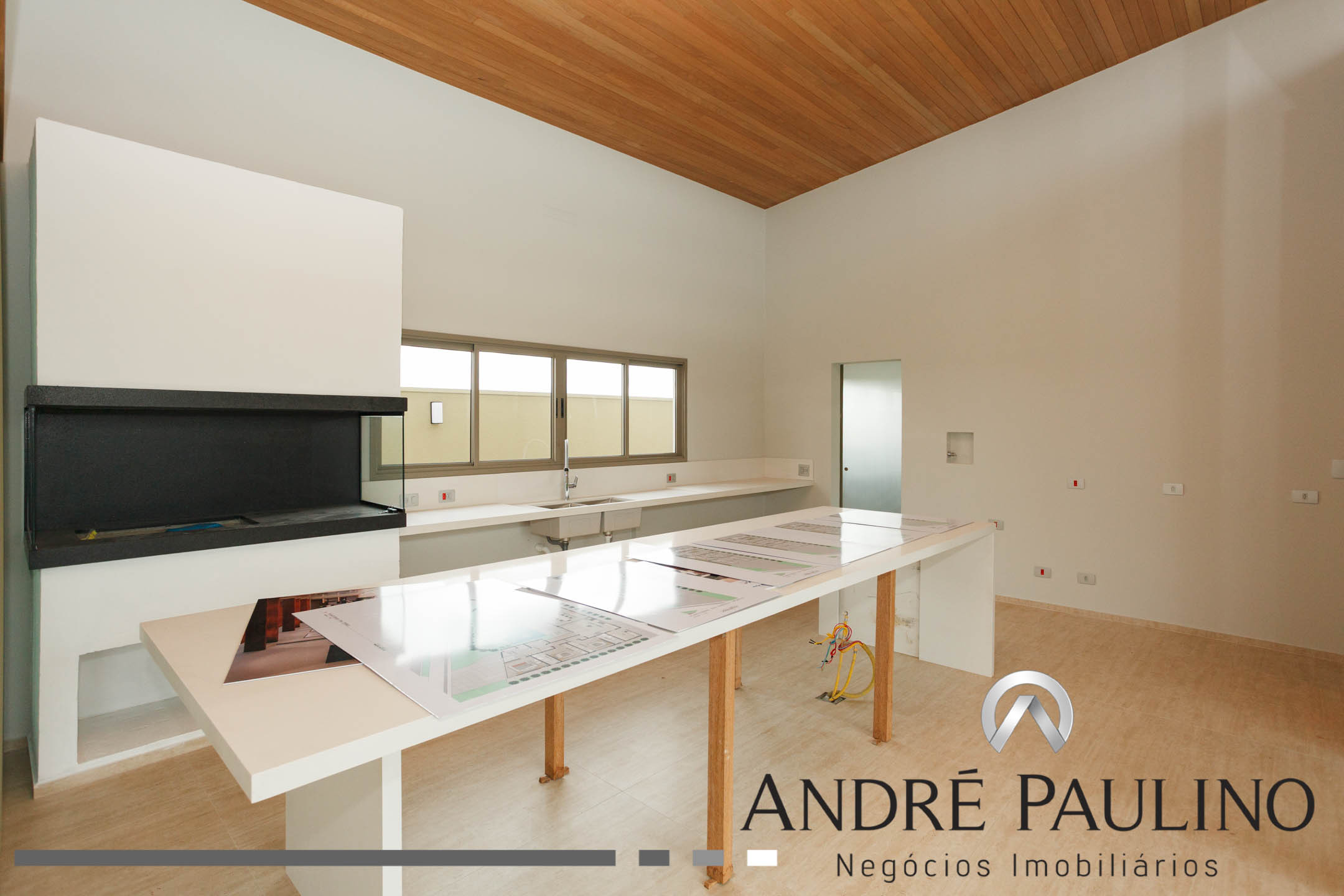 CONDOMÍNIO SUN LAKE