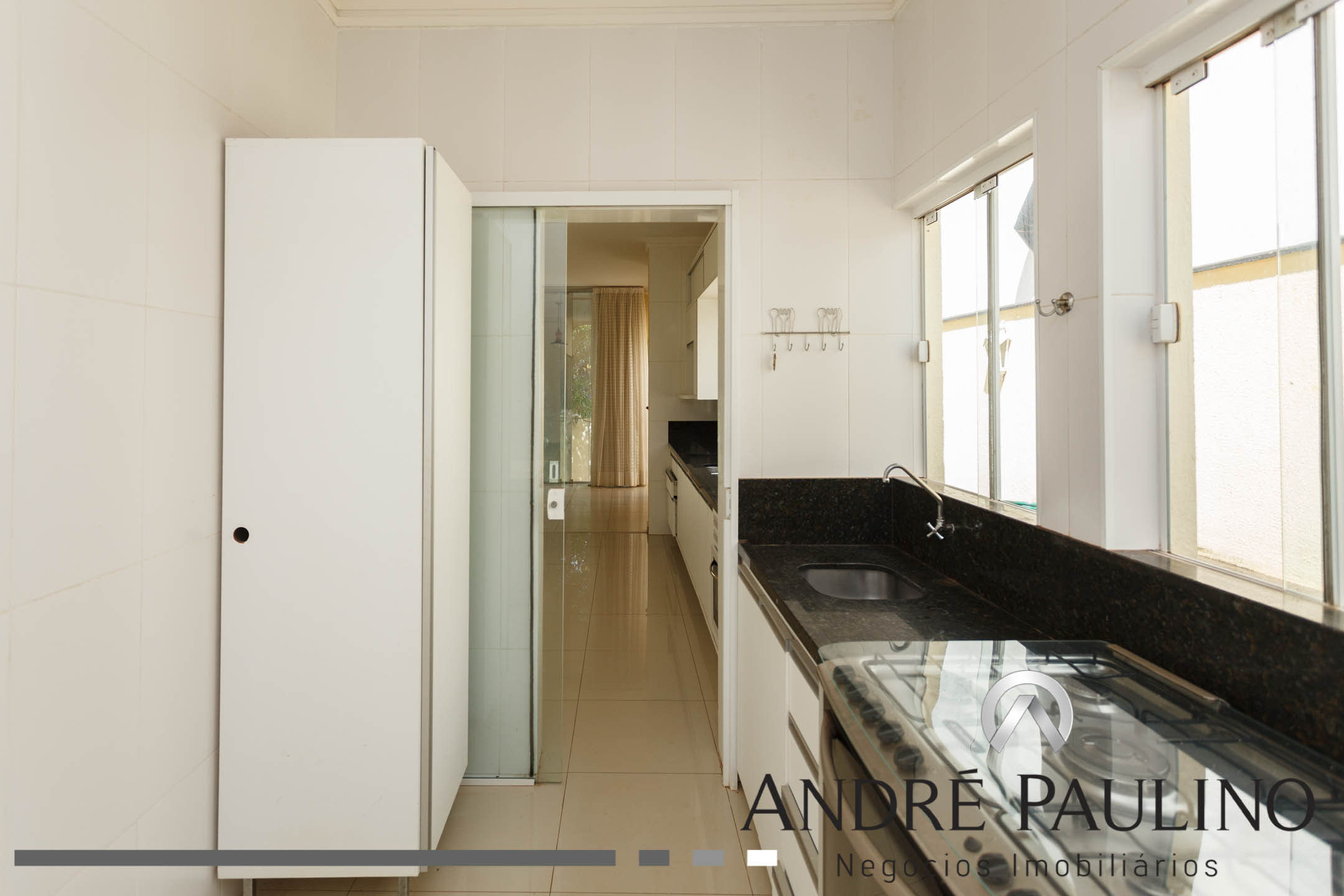 CONDOMÍNIO ALPHAVILLE 2