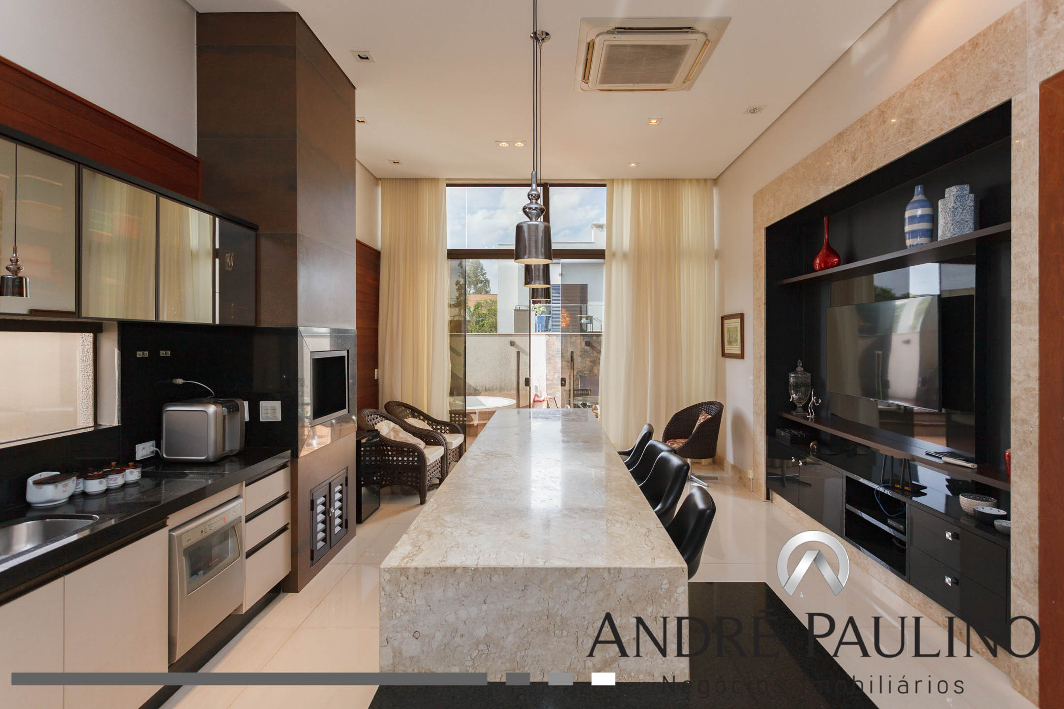 CONDOMÍNIO ALPHAVILLE 2