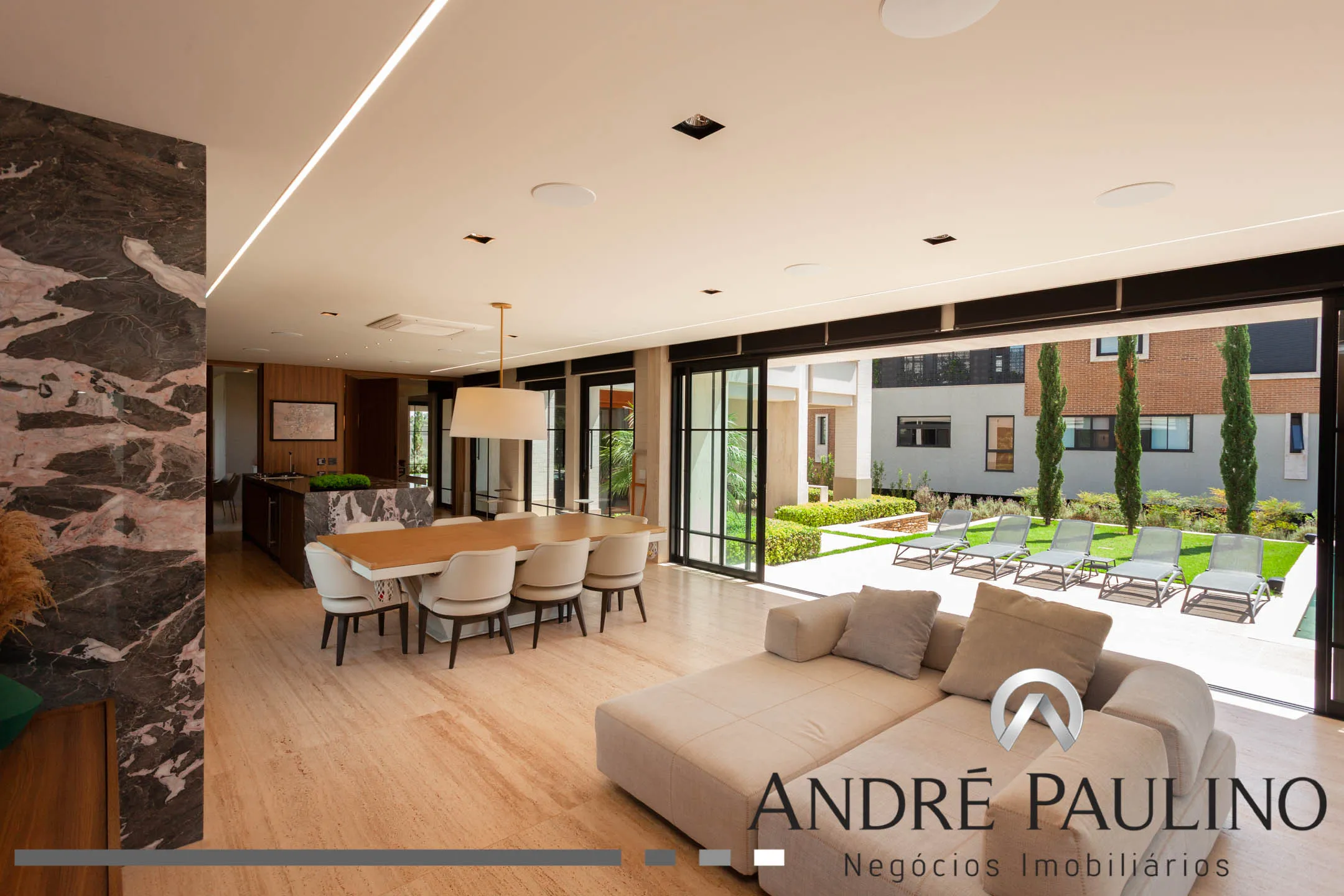 CONDOMÍNIO EURO ROYAL