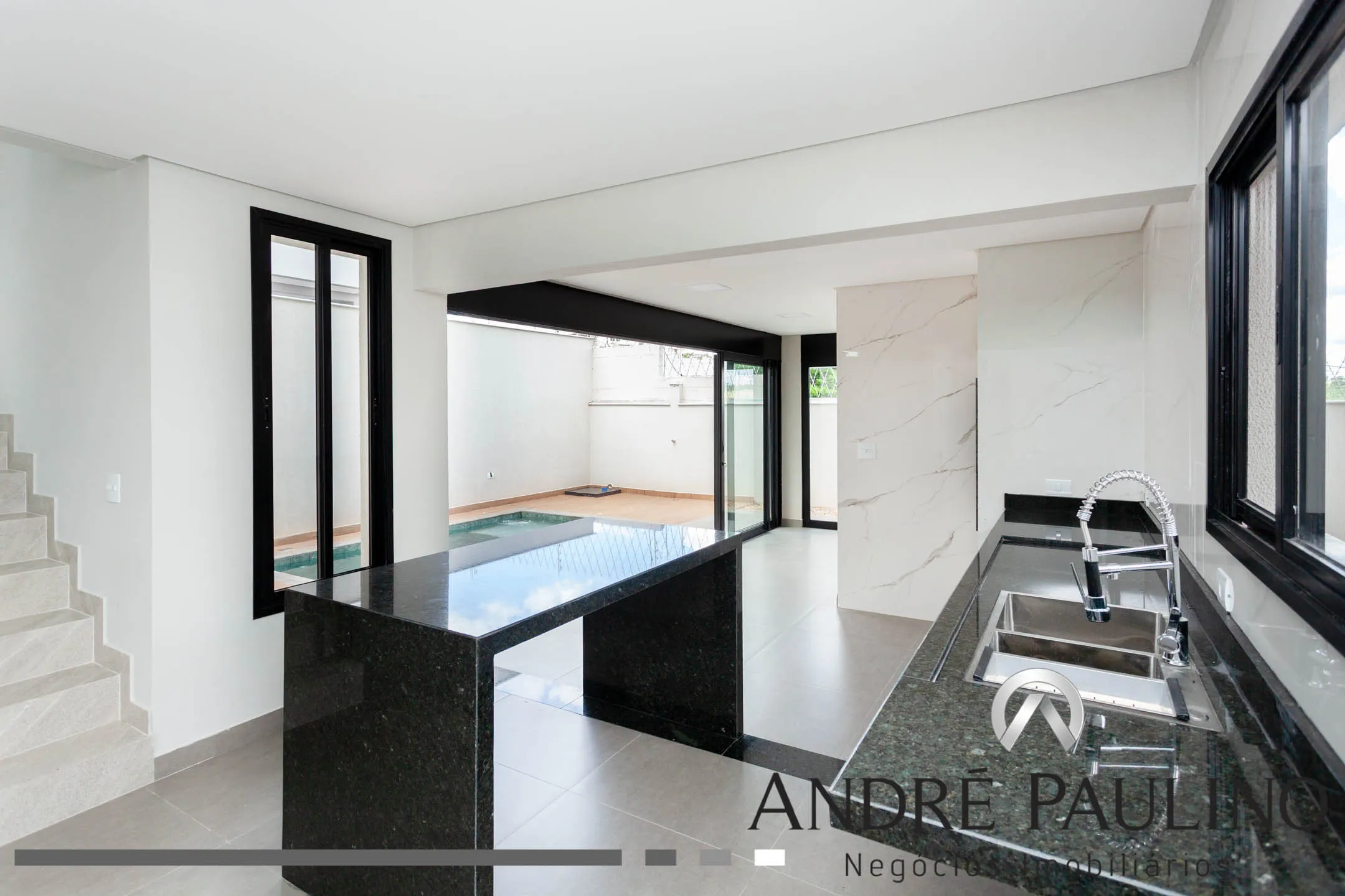 CONDOMÍNIO PARQUE TAUÁ