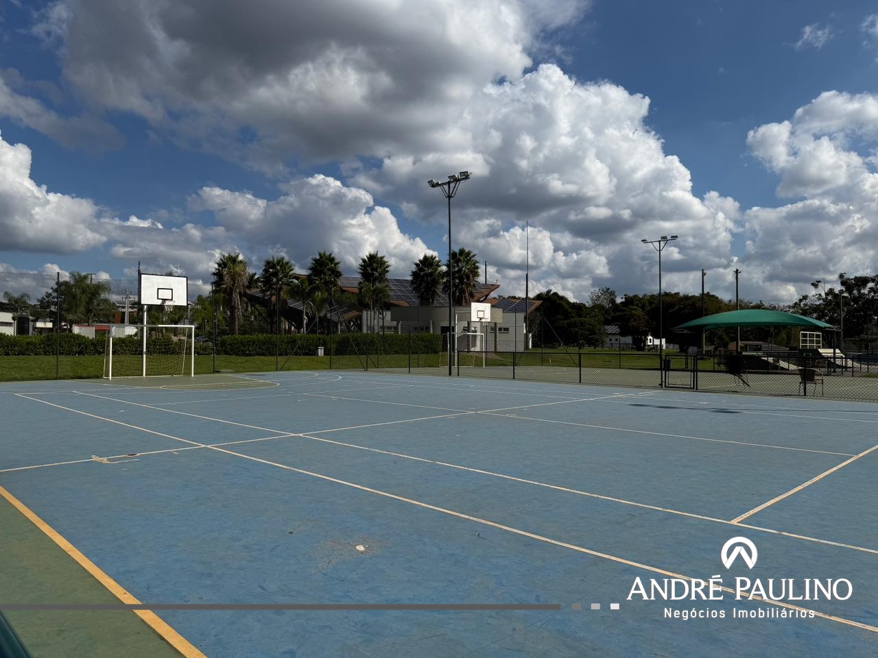 CONDOMÍNIO SUN LAKE