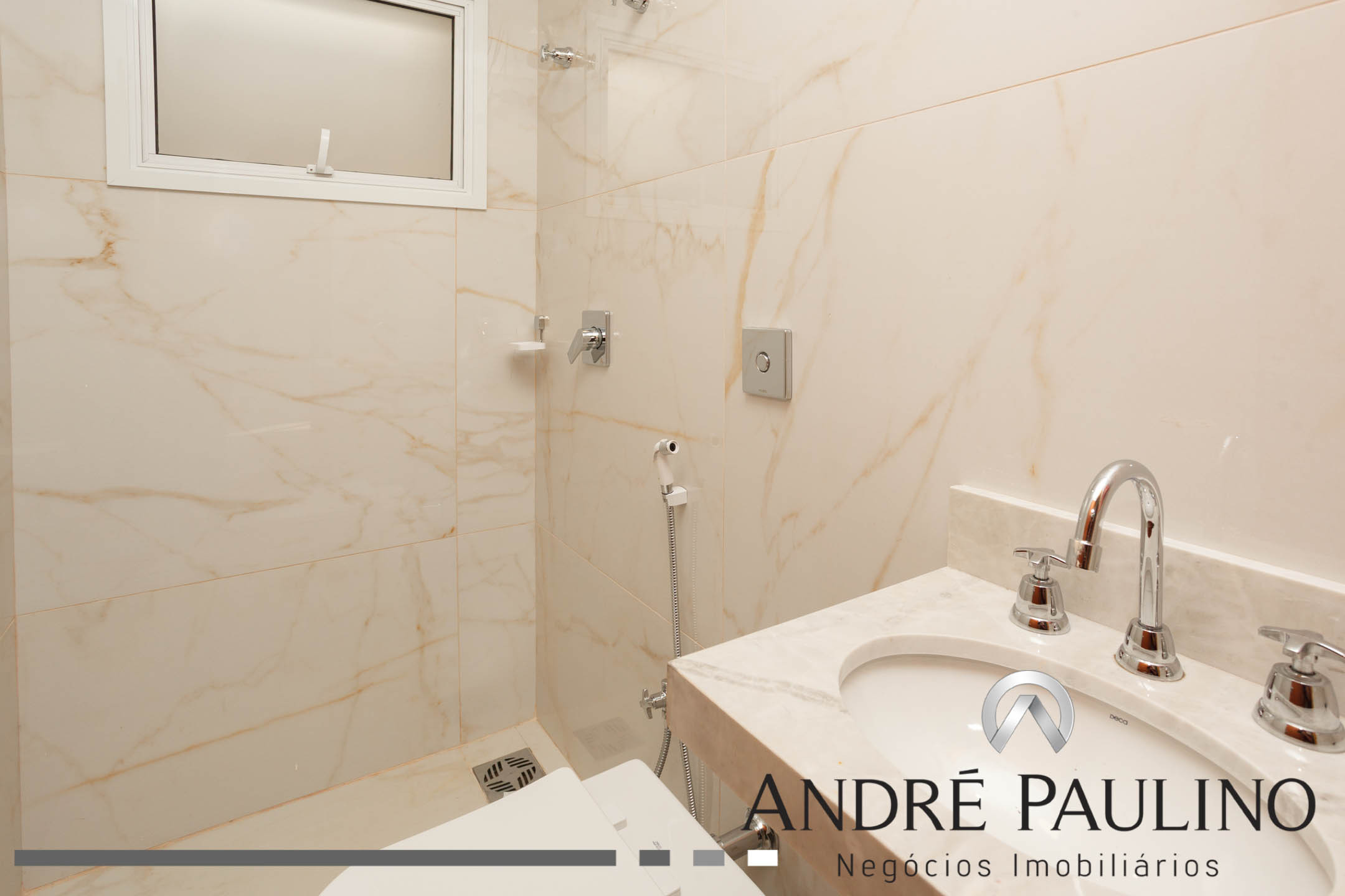 CONDOMÍNIO PARQUE TAUÁ