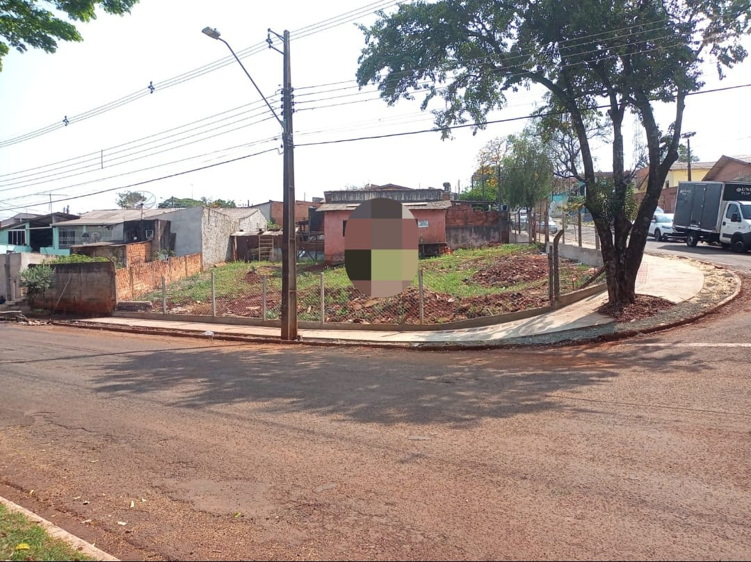 Terreno de Esquina - Conj. Jácomo Violin