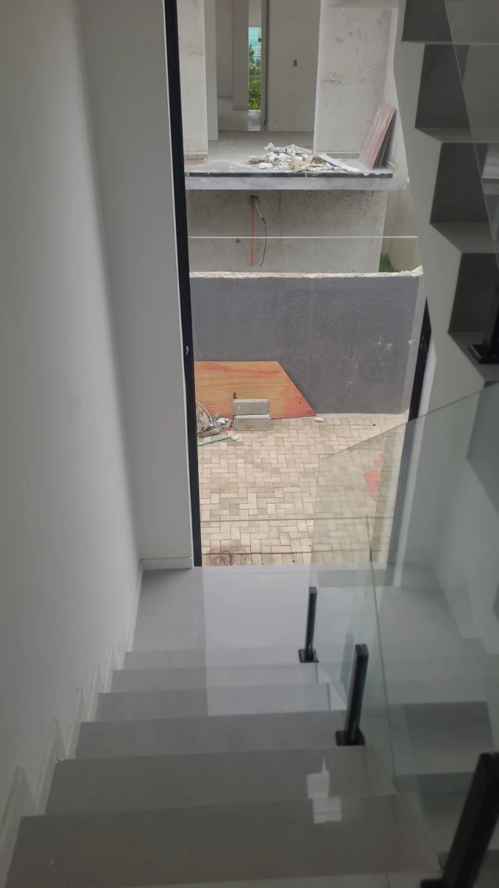 Imagens do imóveis Sobrado novo em condomínio | 3 quartos (1 suíte) + ático | 1 vaga