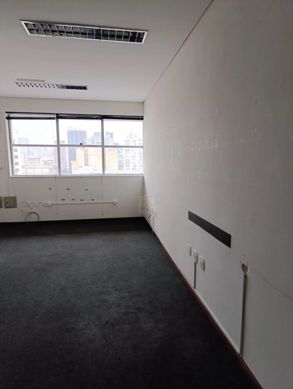 Comercial Á Venda Edifício Curitiba Park & Business Curitiba