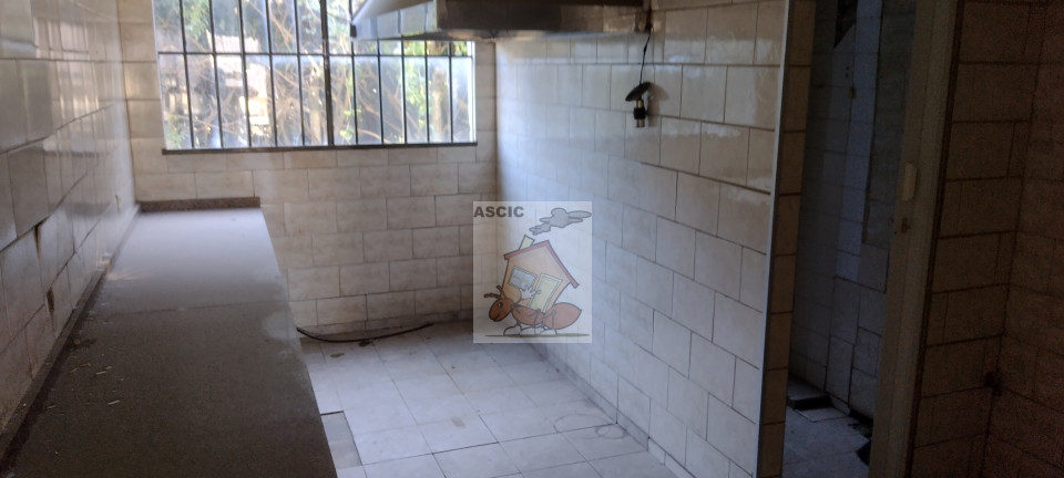 VENDA LOJA COMERCIAL NO BAIRRO MERCÊS- CURITIBA.