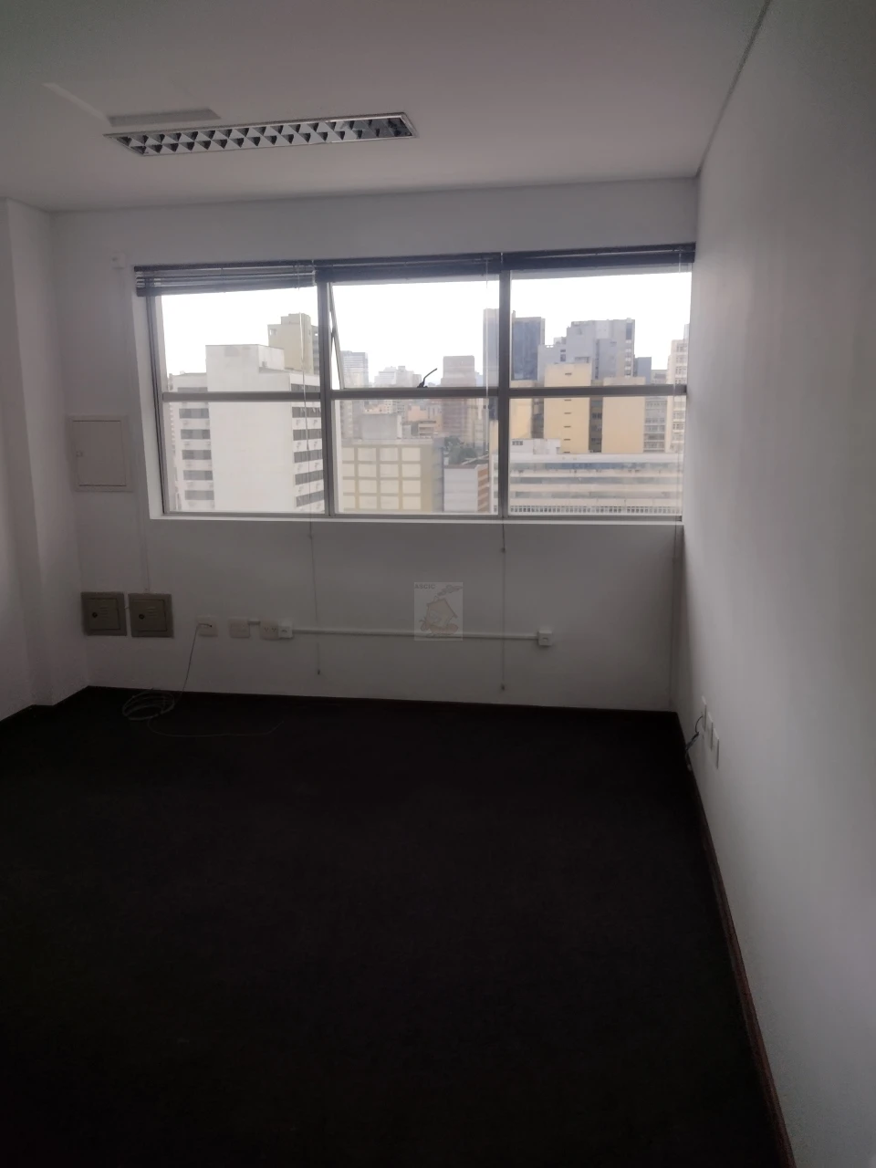 Comercial Á Venda Edifício Curitiba Park & Business Curitiba