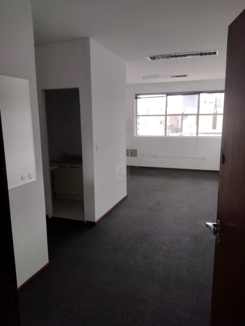 Comercial Á Venda Edifício Curitiba Park & Business Curitiba