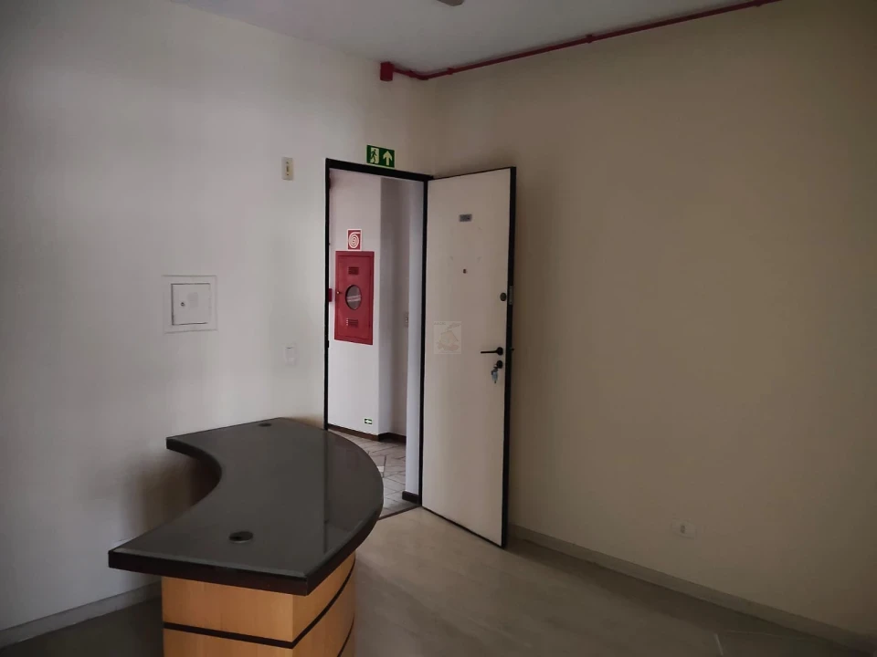 Imagens do imóveis Comercial À Venda Condomínio Andrea Doria Curitiba