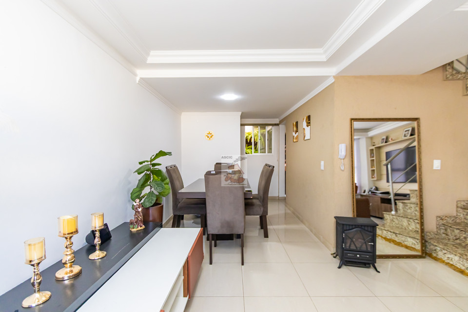 Res. Milazzo - Sobrado com 3 dormitórios (1 Suite) no Centro de São José dos Pinhais