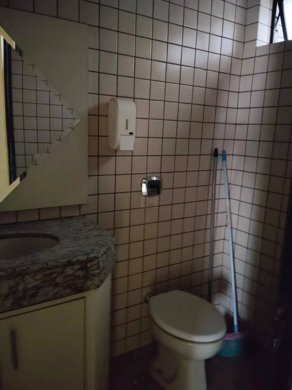 Imagens do imóveis Comercial À Venda Condomínio Andrea Doria Curitiba
