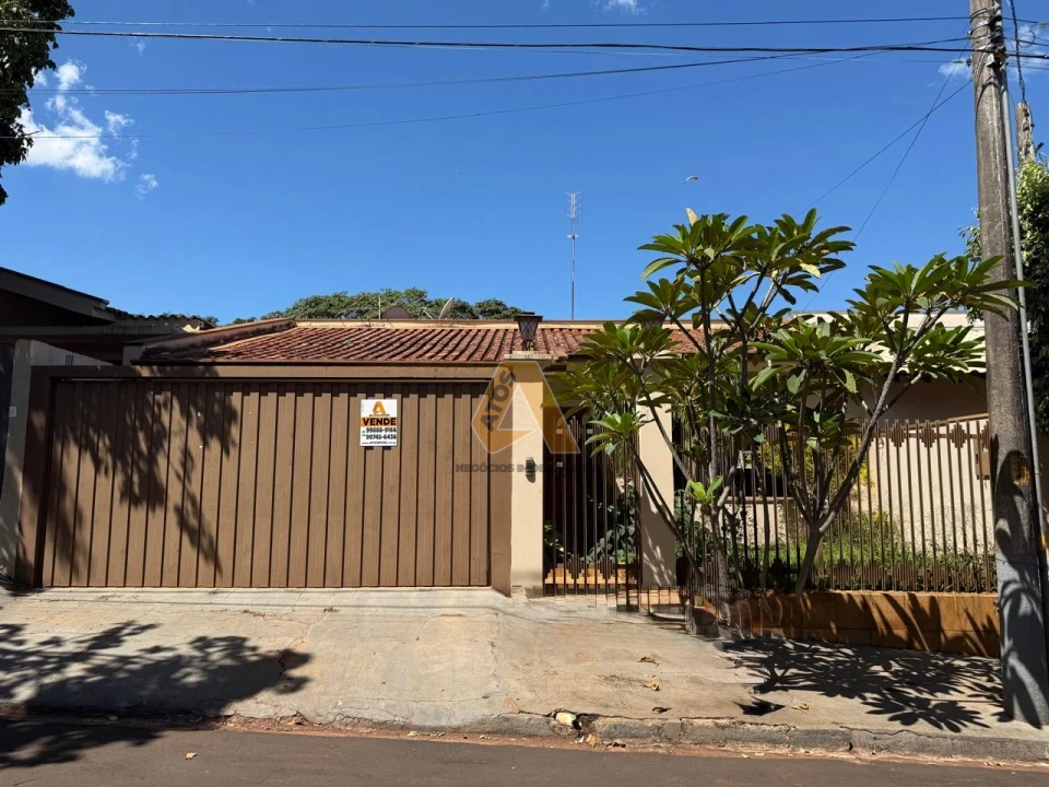 CASA A VENDA VL JOAQUIM PAULINO