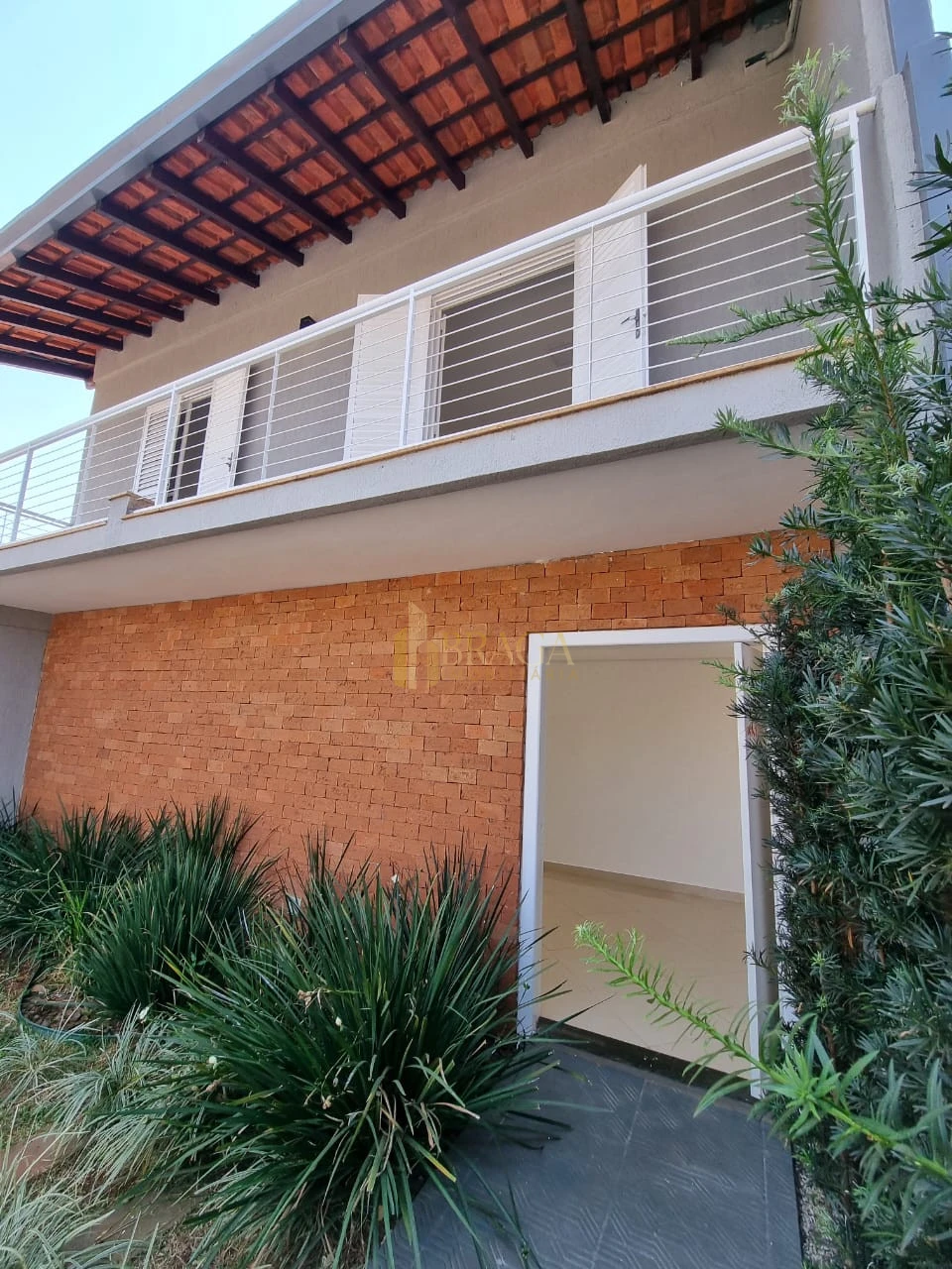 CASA À VENDA NO SANTO ANTONIO