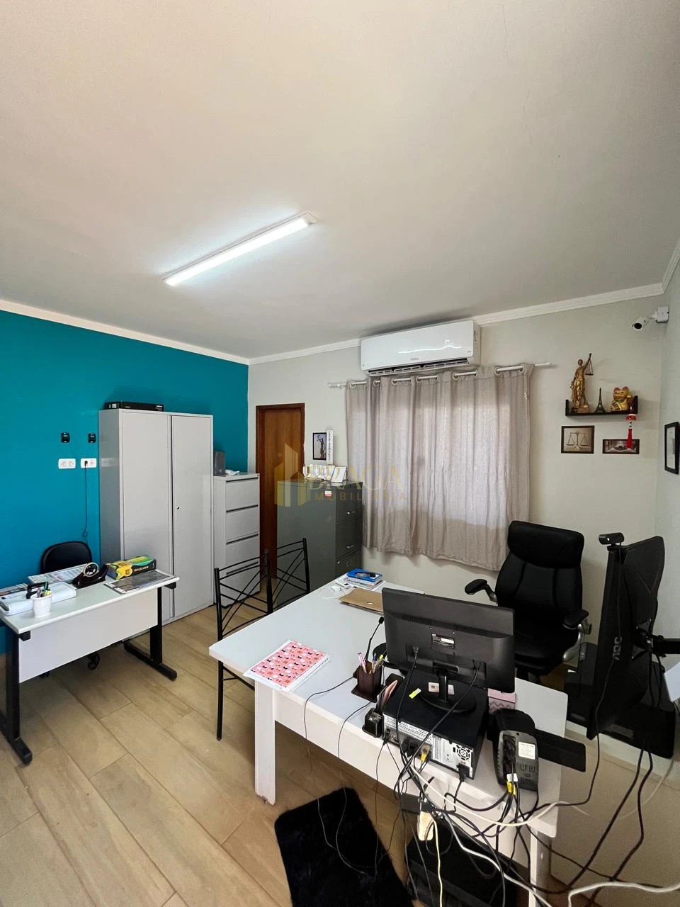 Casa Com Salão E Escritório No Cophavilla Il