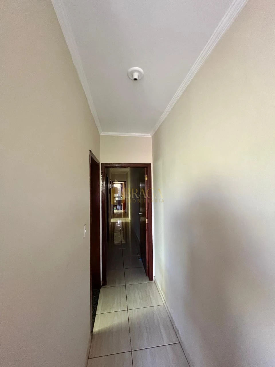 Casa à venda no bairro Oliveira