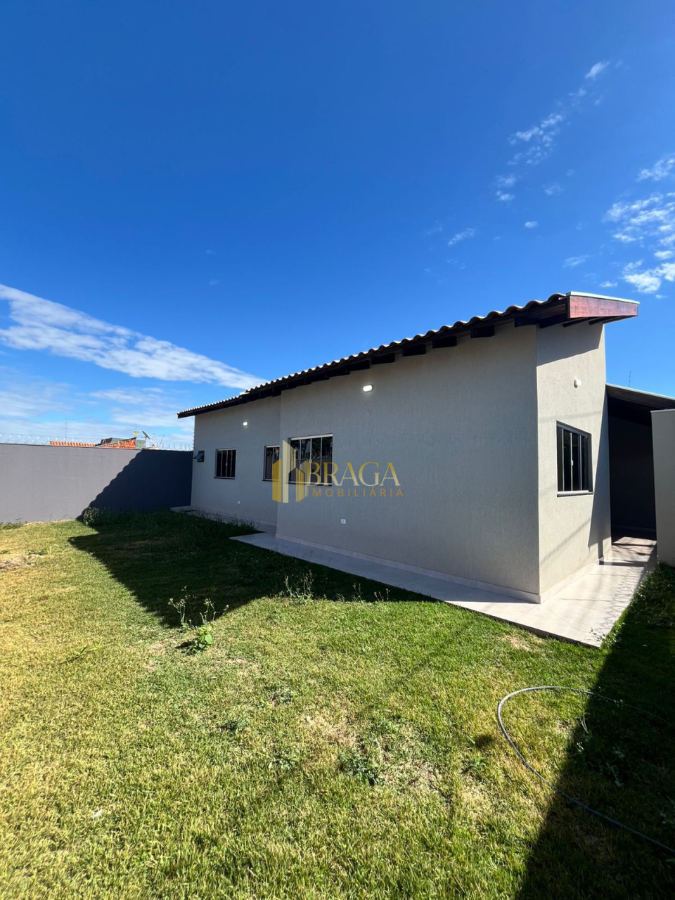 CASA NO BAIRRO VILA NASSER