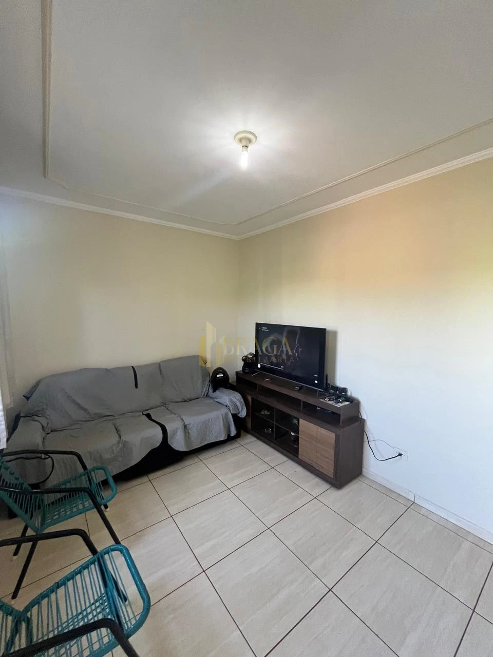 Casa à venda no bairro Oliveira