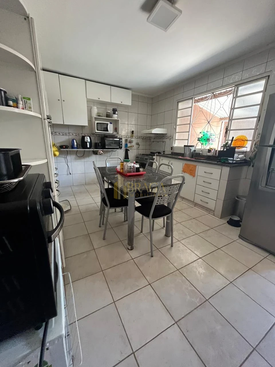 CASA À VENDA NA VILA BANDEIRANTES