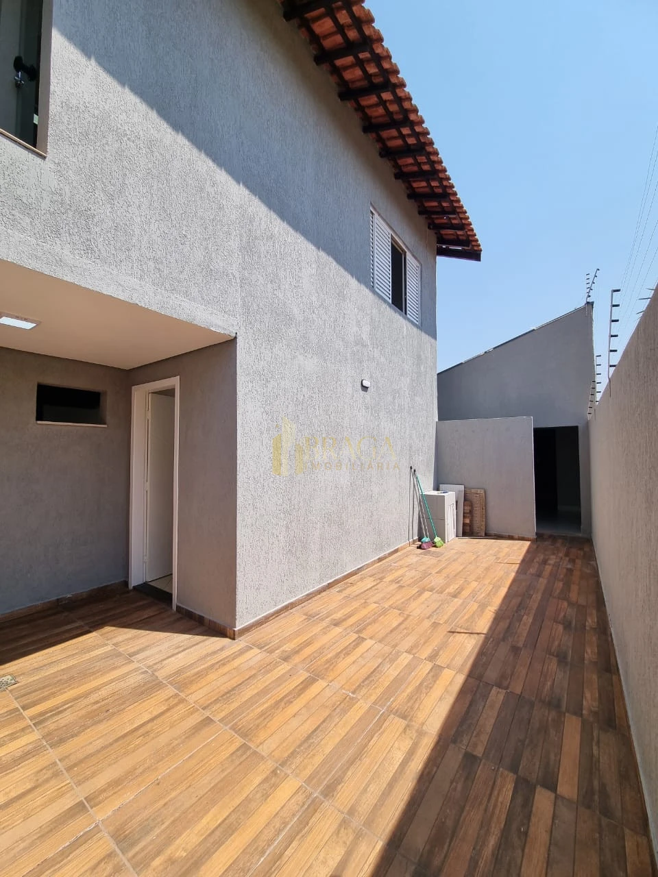 CASA À VENDA NO SANTO ANTONIO