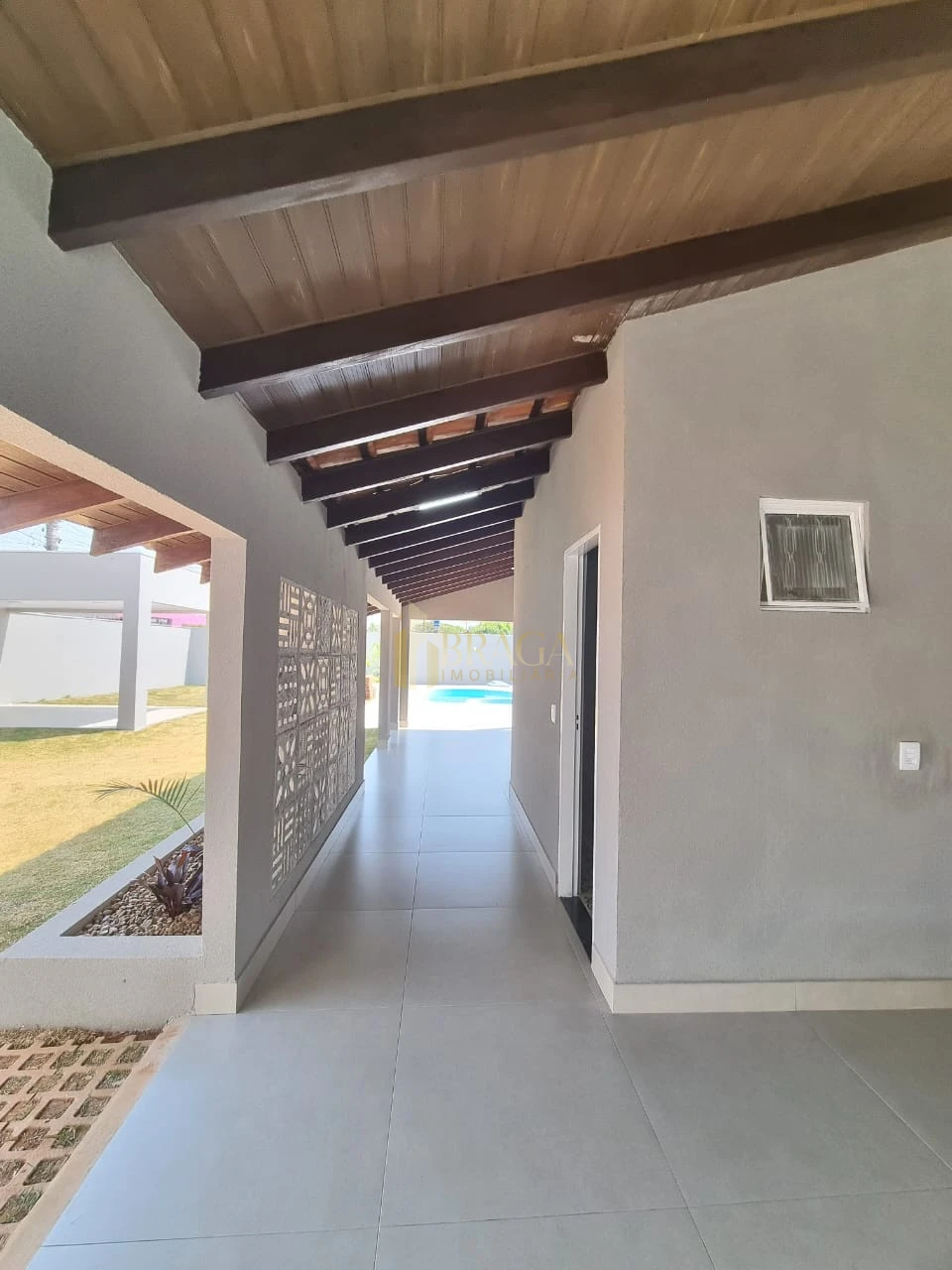 CASA À VENDA NO SANTO ANTONIO