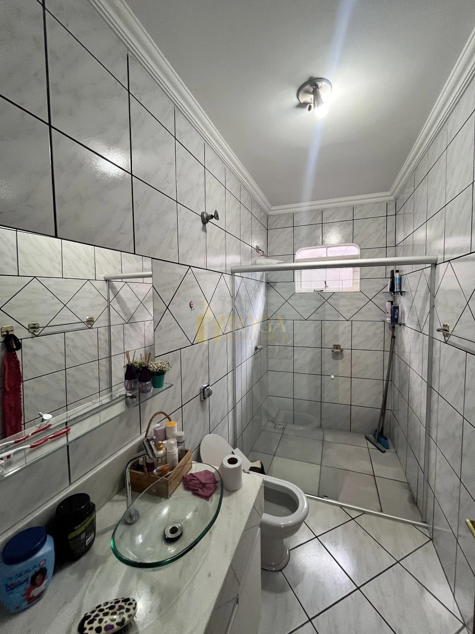 CASA À VENDA NO ANA MARIA DO COUTO