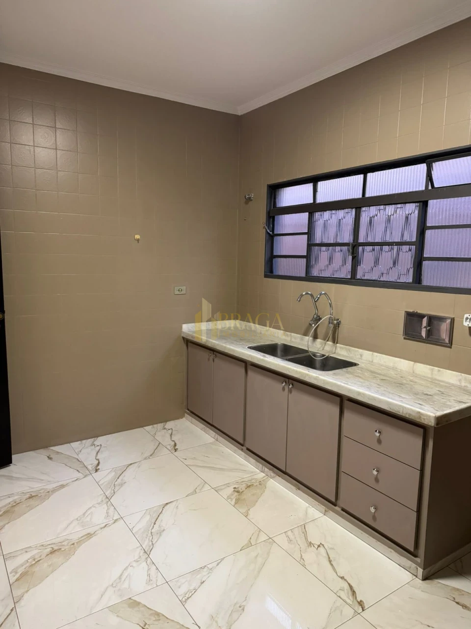 CASA À VENDA NO BAIRRO SÃO BENTO