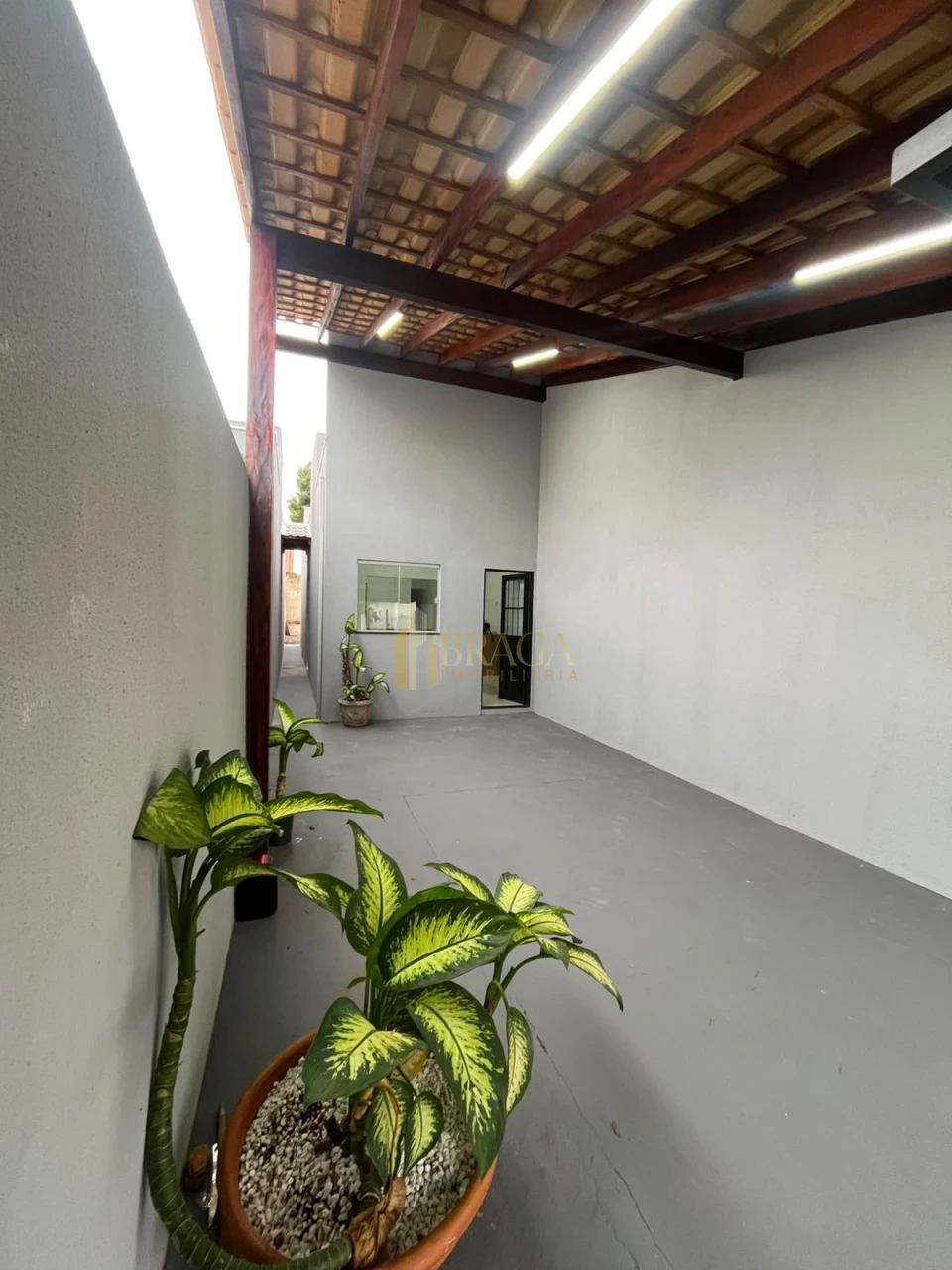 Imagens do imóveis CASA À VENDA NO JARDIM PANAMÁ - ENTRADA REDUZIDA