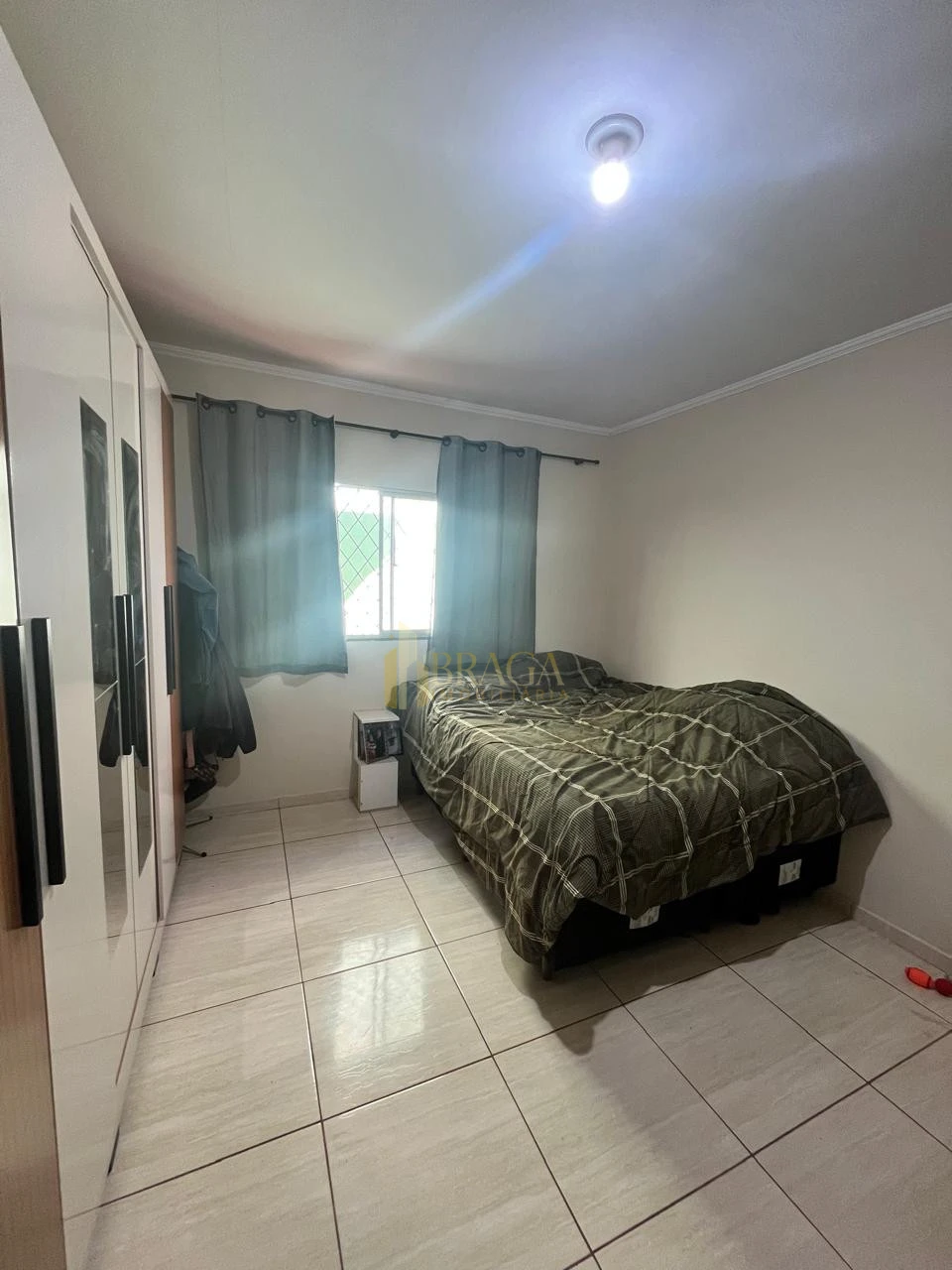 Casa à venda no bairro Oliveira