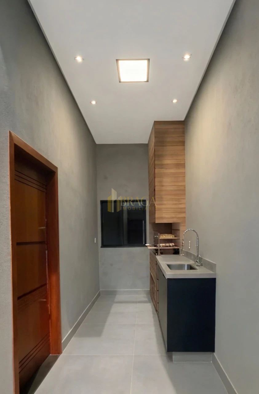 Imagens do imóveis CASA À VENDA NO BAIRRO NOSSA SENHORA DAS GRAÇAS