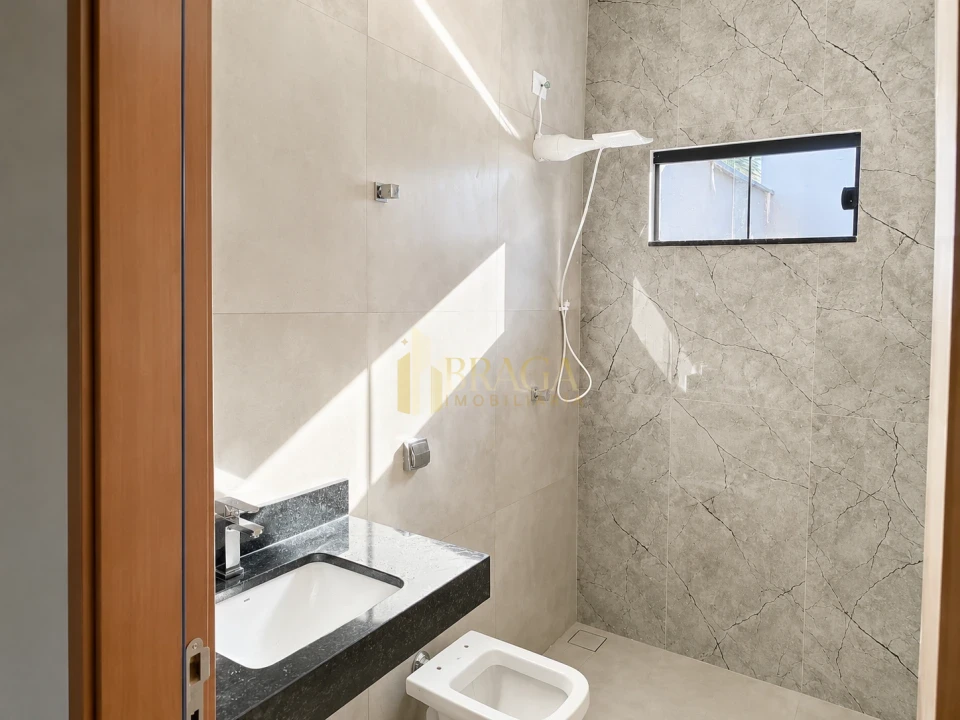 Imagens do imóveis CASA À VENDA NA VILA BANDEIRANTES