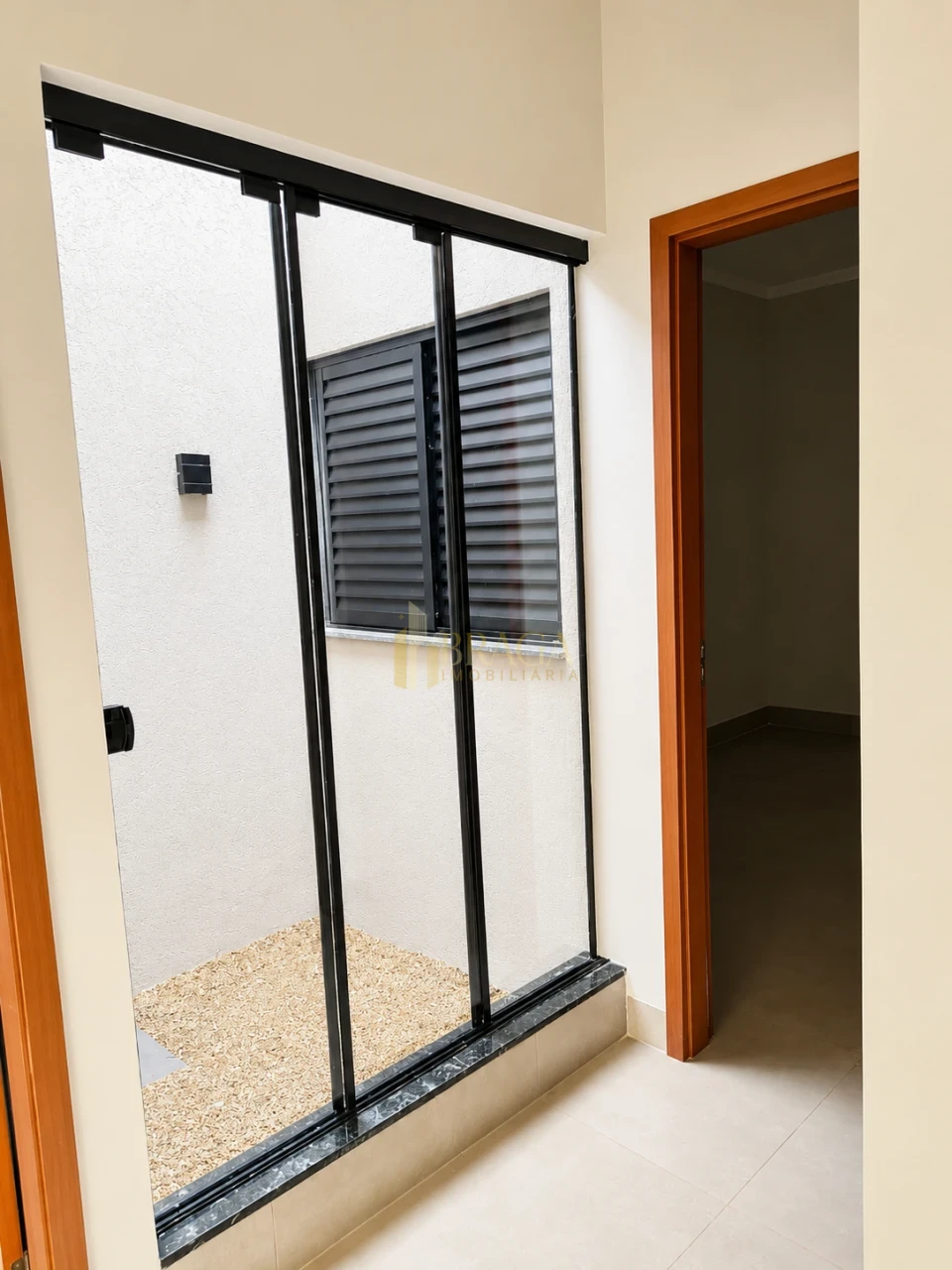 Imagens do imóveis CASA À VENDA NA VILA BANDEIRANTES