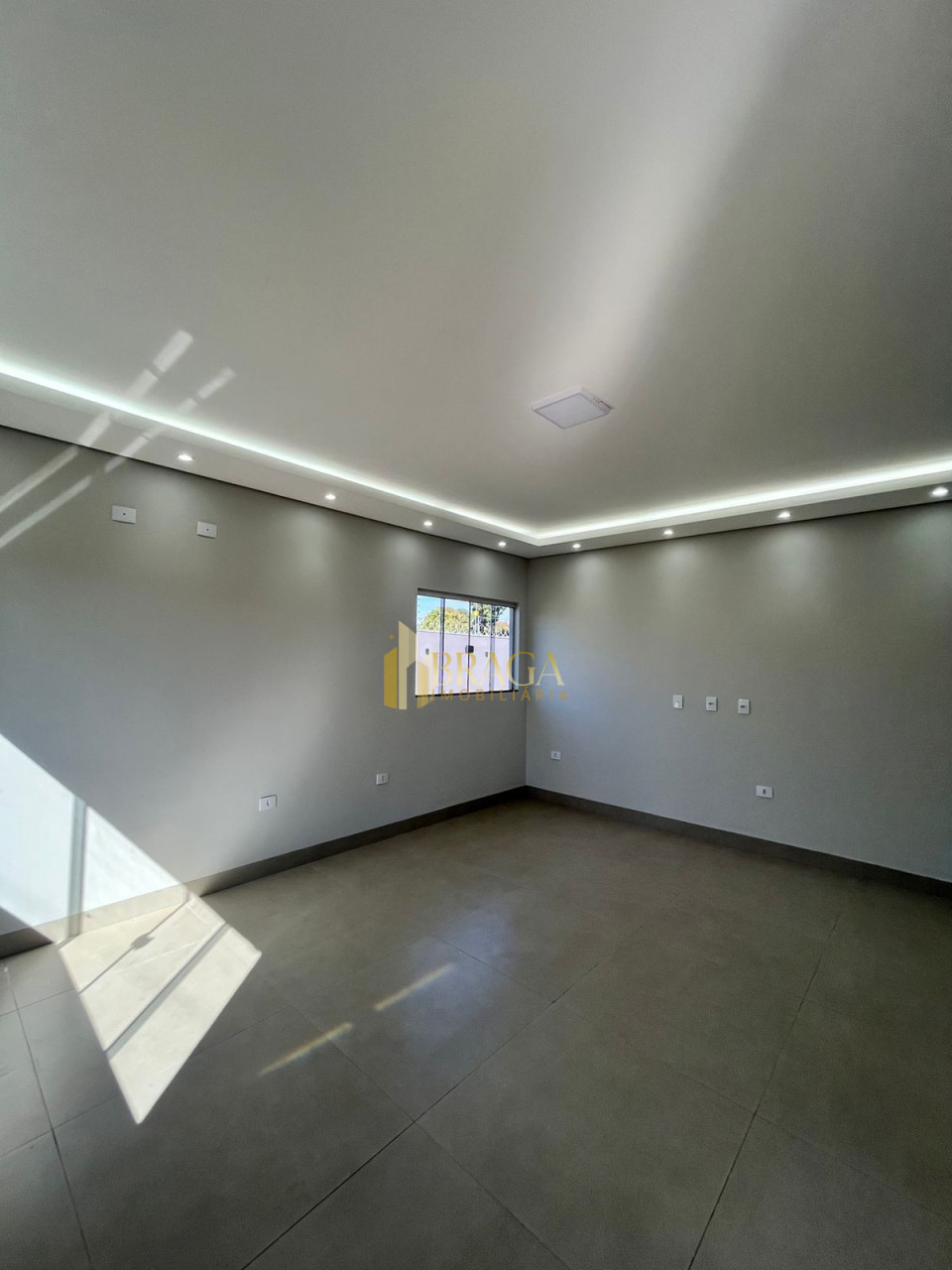 CASA NO BAIRRO VILA NASSER