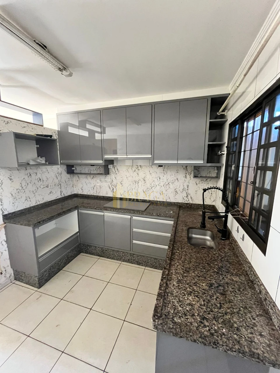 Imagens do imóveis Casa em condomínio à venda no bairro Noroeste