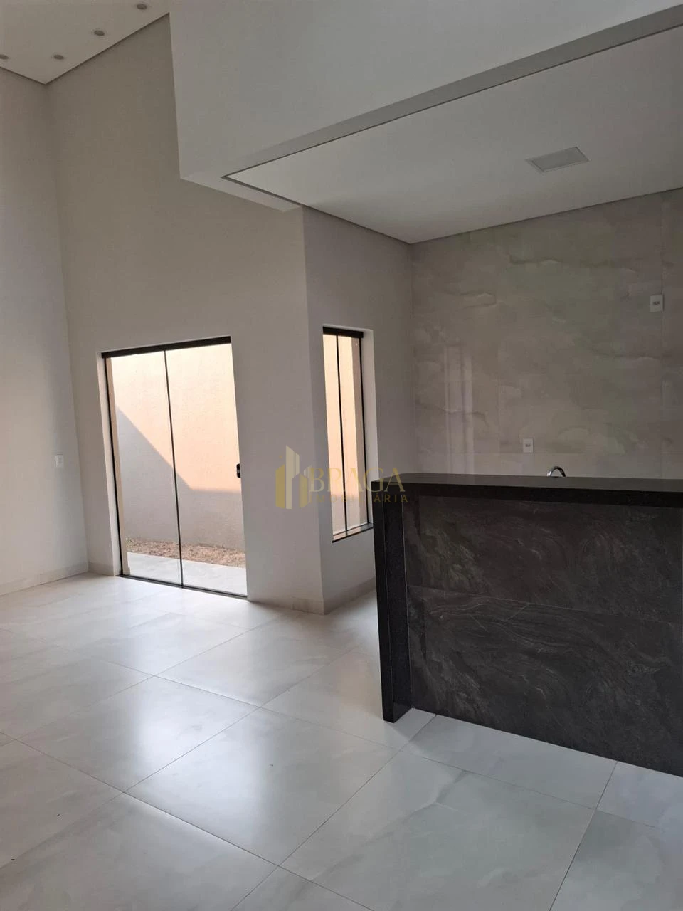 Linda Casa À Venda No Novos Estados