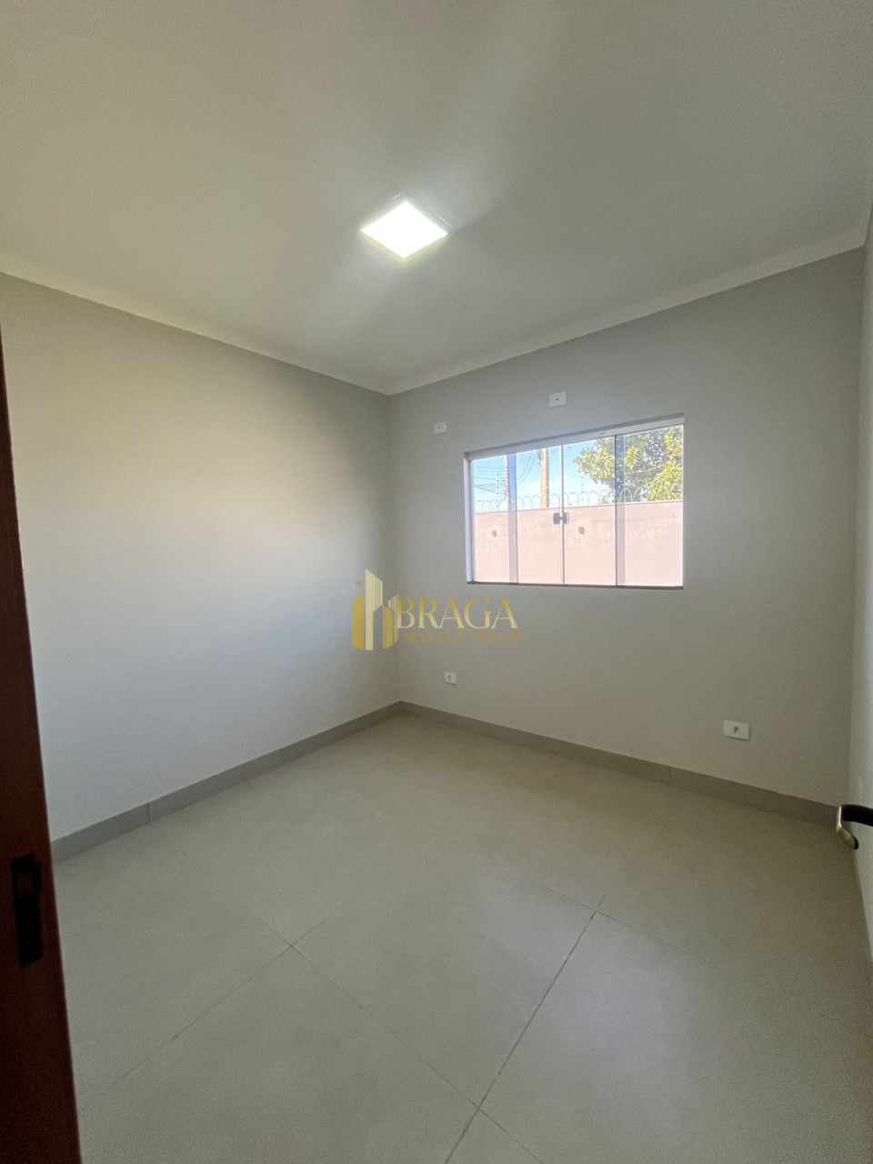 CASA NO BAIRRO VILA NASSER