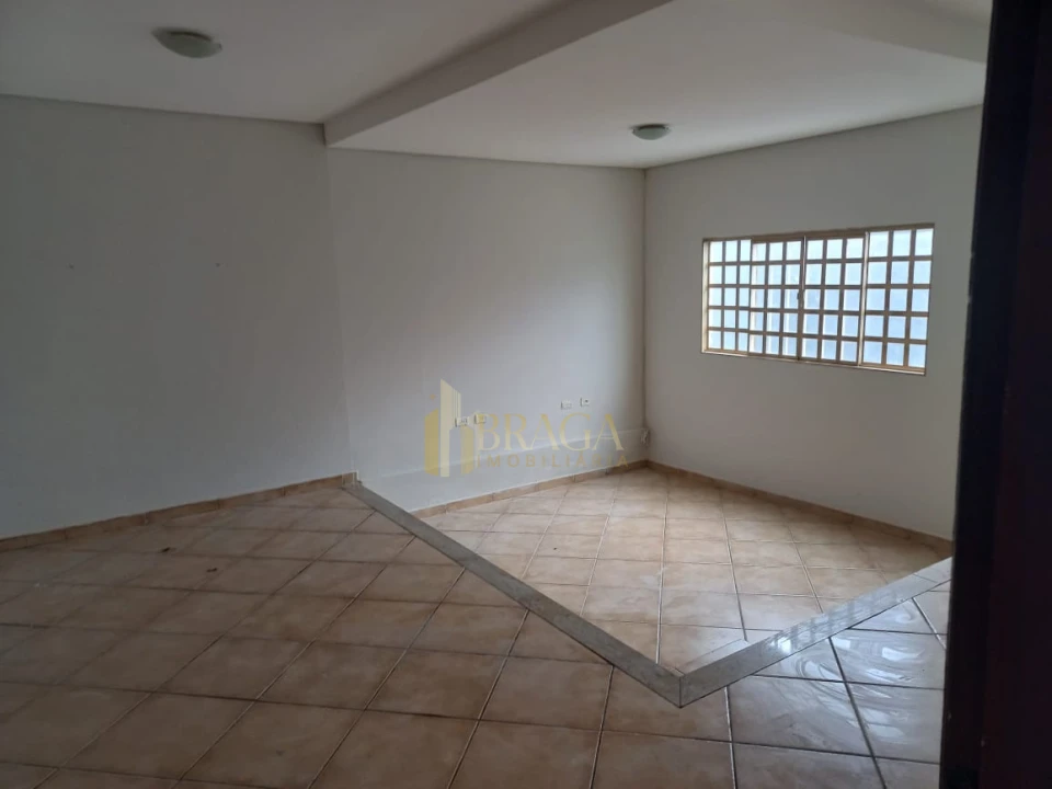 Casa À Venda No Tiradentes