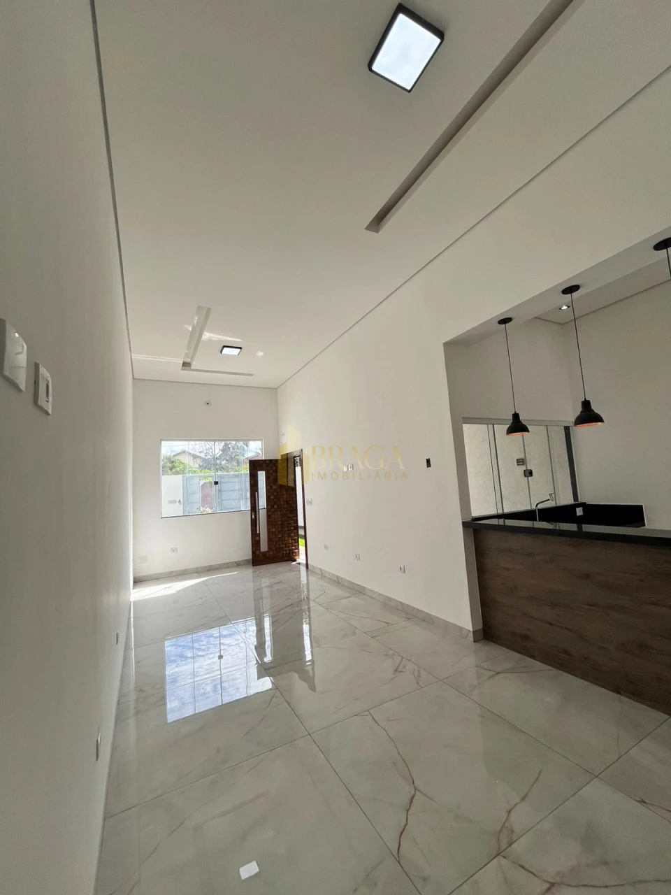 CASA À VENDA NO SANTO ANTONIO