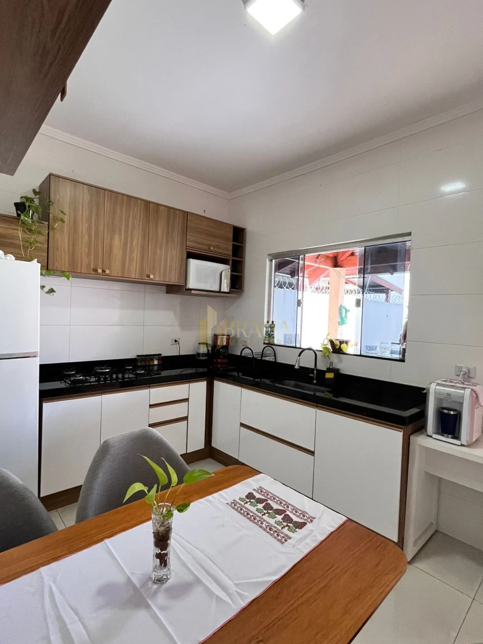 Imagens do imóveis CASA À VENDA NO FIGUEIRAS DO PARQUE