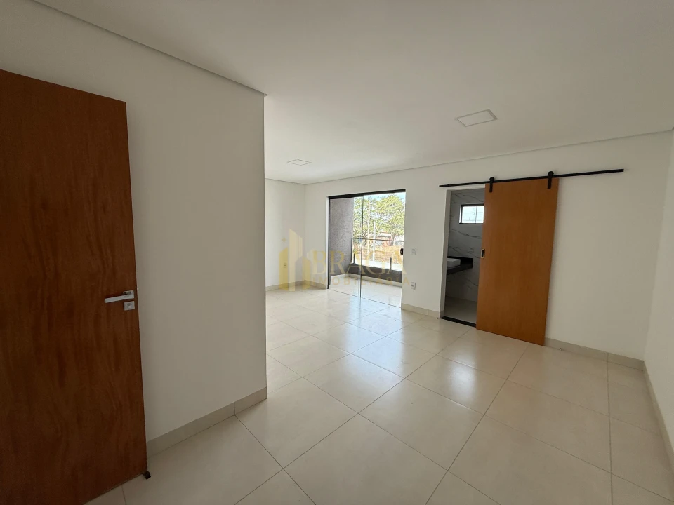 Imagens do imóveis SOBRADO À VENDA NO PIONEIROS