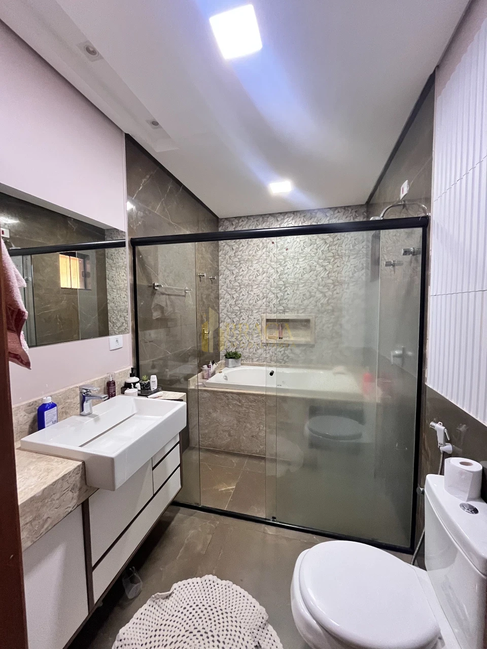 CASA À VENDA NO VILA PLANALTO