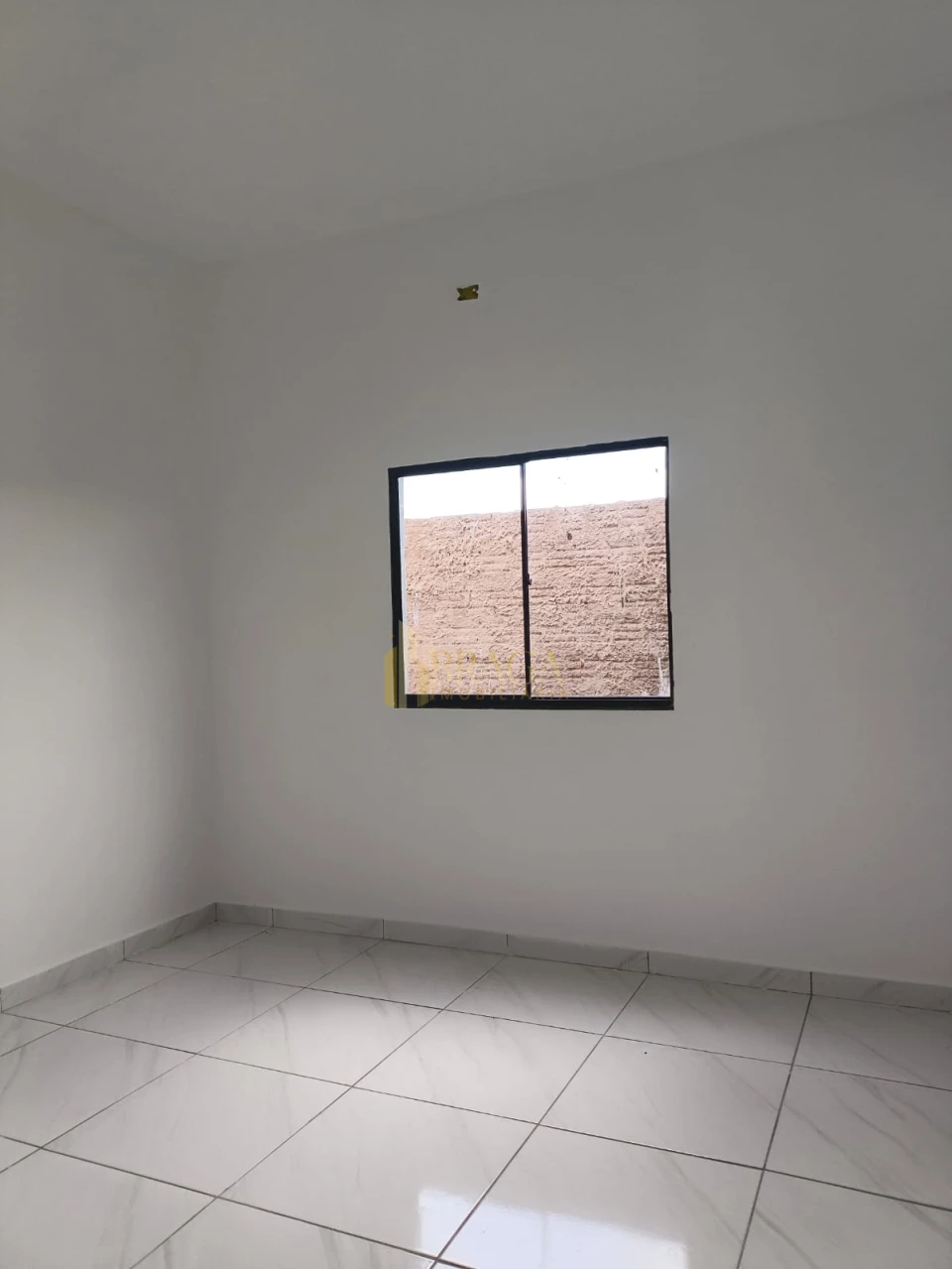 Casa No Eparque Ao Lado Do Bela Laguna