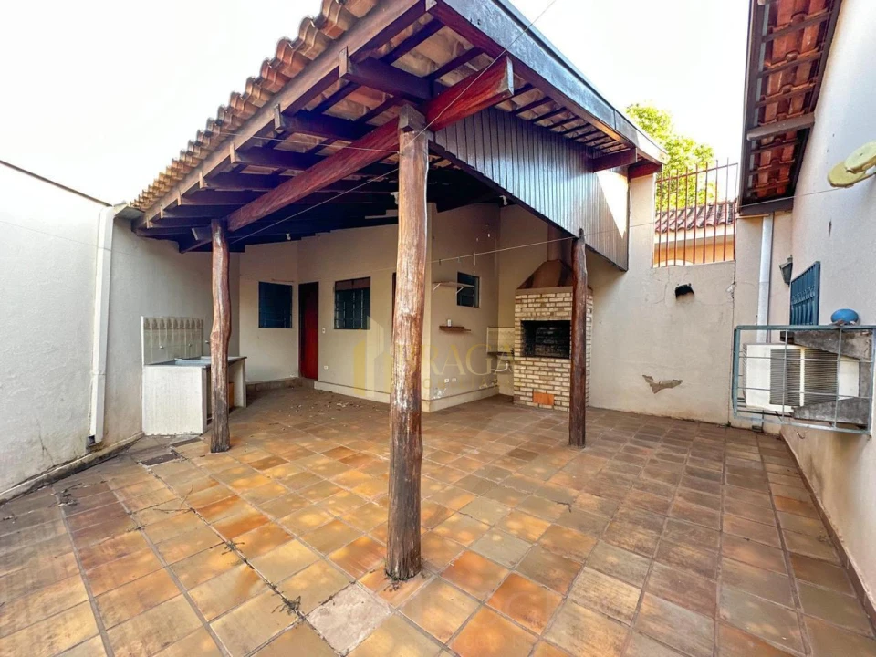 Casa À Venda No Monte Líbano