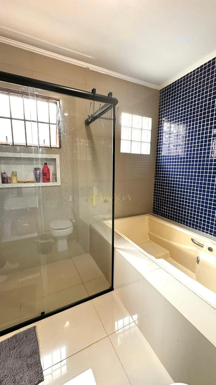 CASA À VENDA NA VILA BANDEIRANTES