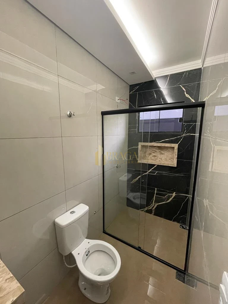Imagens do imóveis CASA À VENDA NO BAIRRO VILA PLANALTO - COM ÁREA GOURMET