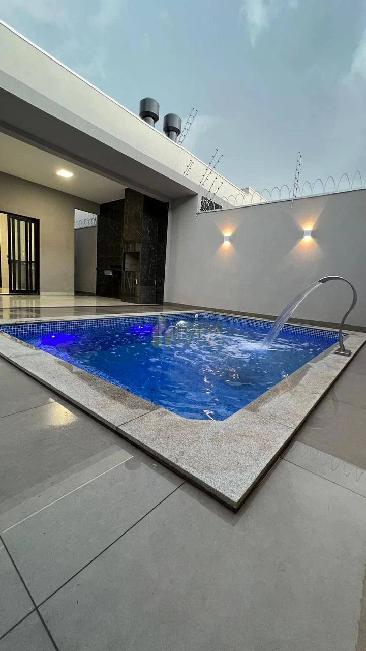 CASA À VENDA NO RITA VIEIRA